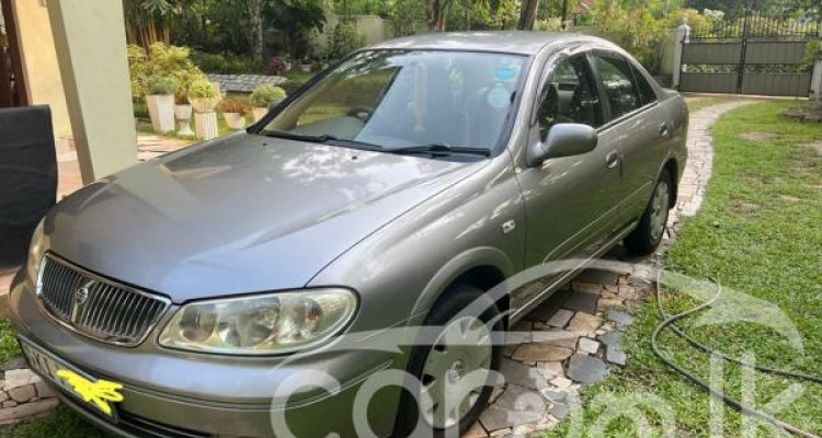 NISSAN SYLPHY 2004