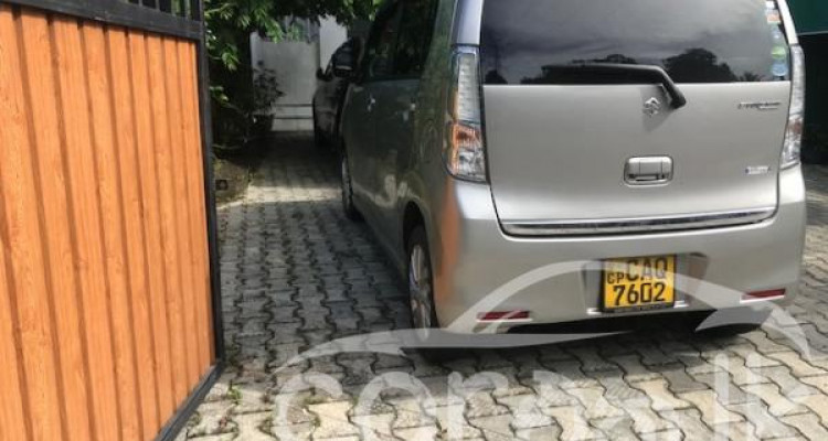 SUZUKI WAGON R STINGRAY 2016