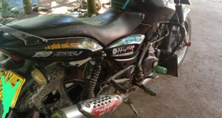 BAJAJ PULSAR 2006