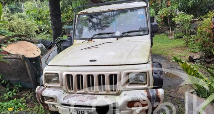 MAHINDRA BOLERO 2010 Careka.lk