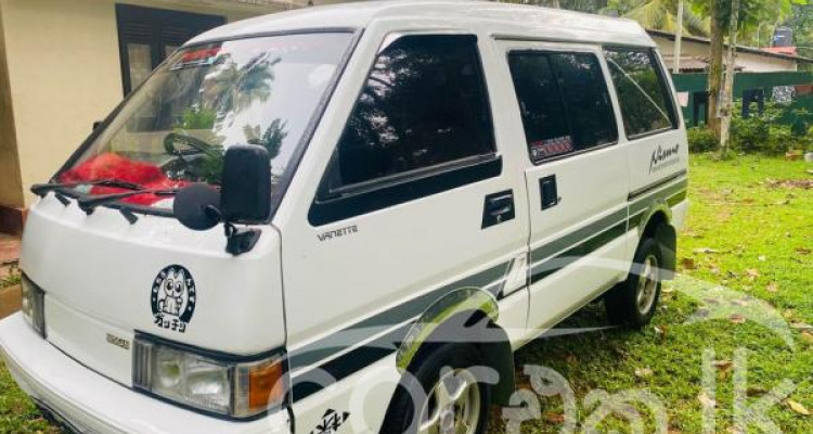 NISSAN VANETTE 1984