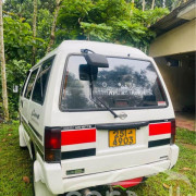 NISSAN VANETTE 1984
