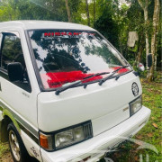 NISSAN VANETTE 1984