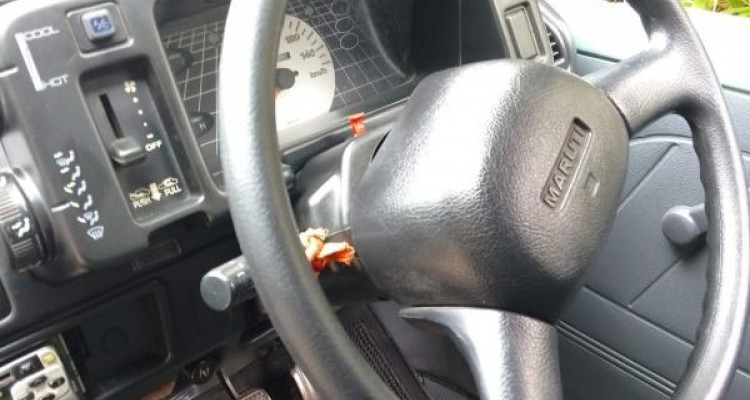SUZUKI MARUTI 800 2004