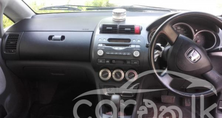 HONDA FIT ARIA 2007