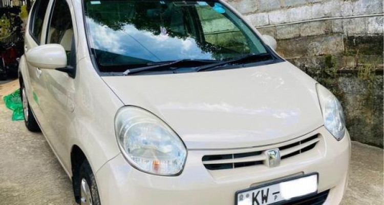 TOYOTA PASSO 2012