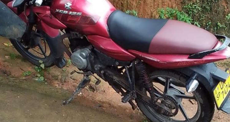 BAJAJ XCD 125 2008