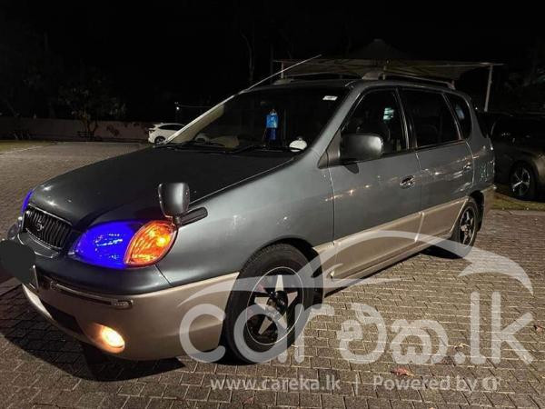 KIA CARENS 2001