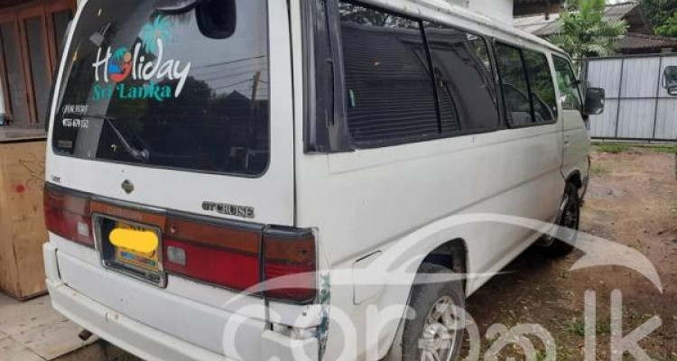 NISSAN CARAVAN 1992