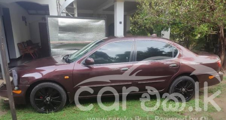 NISSAN CEFIRO 2000