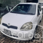 TOYOTA VITZ 2000