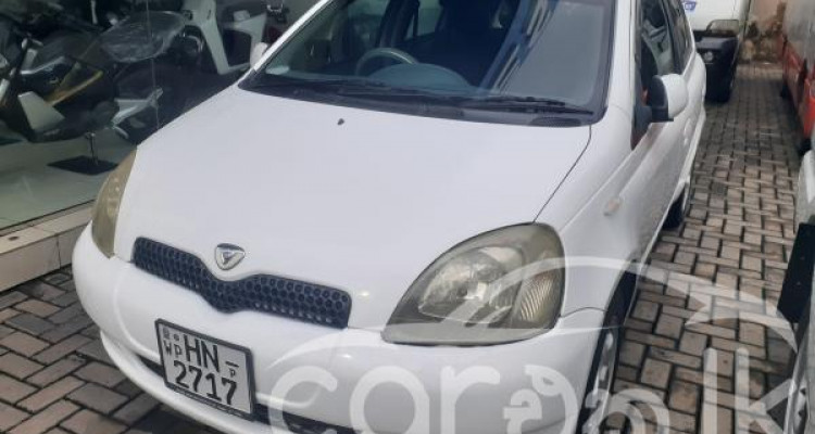 TOYOTA VITZ 2000