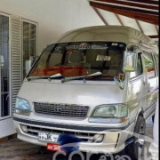 TOYOTA HIACE 1999