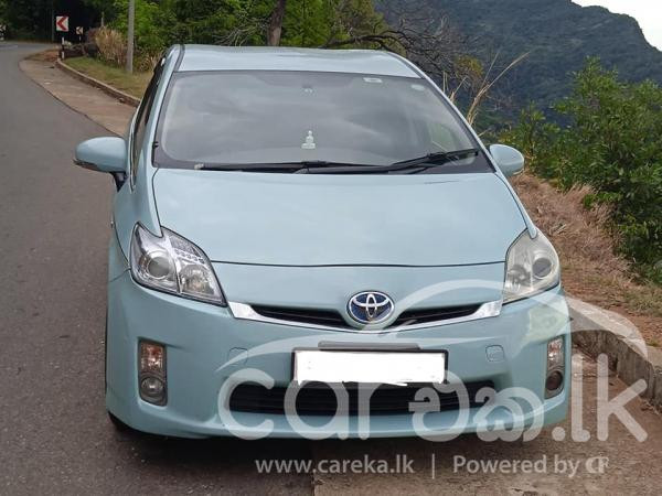 TOYOTA PRIUS 2010