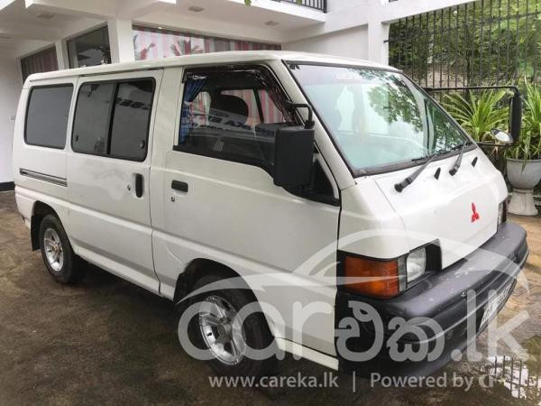 MITSUBISHI DELICA 1998