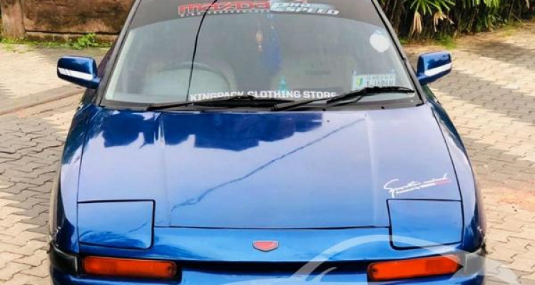 MAZDA ASTINA 1991