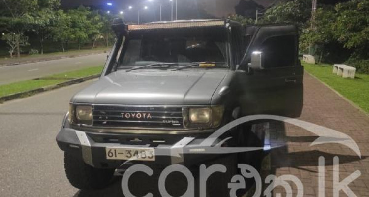 TOYOTA LAND CRUISER PRADO 1992