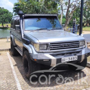 TOYOTA LAND CRUISER PRADO 1992