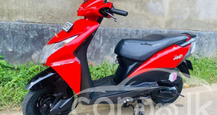 Honda dio clearance 2012 model