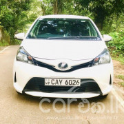 TOYOTA VITZ 2015