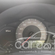 TOYOTA VITZ 2015