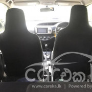 TOYOTA VITZ 2015