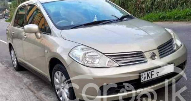 NISSAN TIIDA 2007