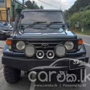 TOYOTA LAND CRUISER BJ73 1987