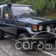 TOYOTA LAND CRUISER BJ73 1987