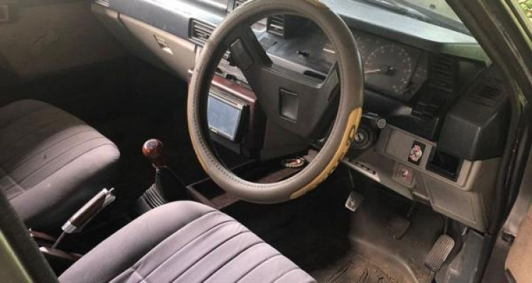 TOYOTA COROLLA AE81 1983