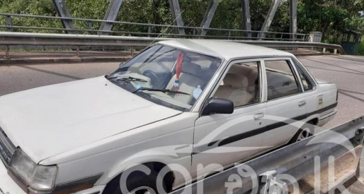 TOYOTA CORONA 1986