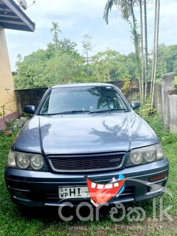 NISSAN BLUEBIRD 2000