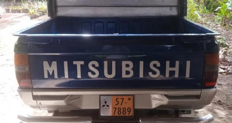 MITSUBISHI L200 1996
