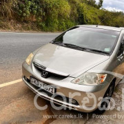 HONDA FIT ARIA 2004