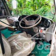 TOYOTA COASTER 2007