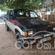 NISSAN DOUBLE CAB 1985