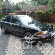 MAZDA FAMILIA 1990