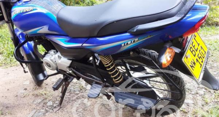 BAJAJ PLATINA 2016