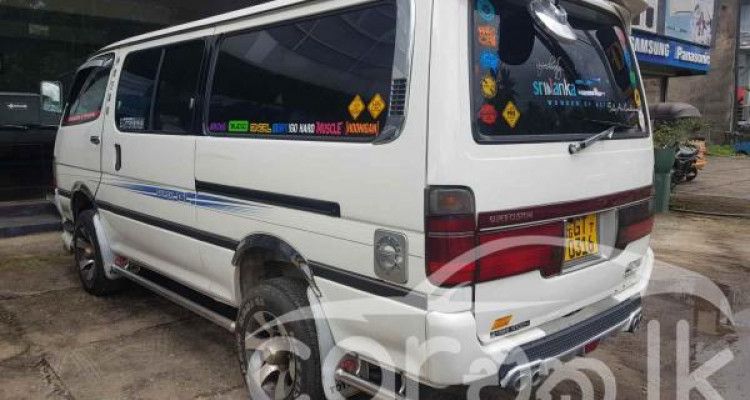 TOYOTA HIACE LH119 1998