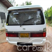 TOYOTA HIACE LH119 1990
