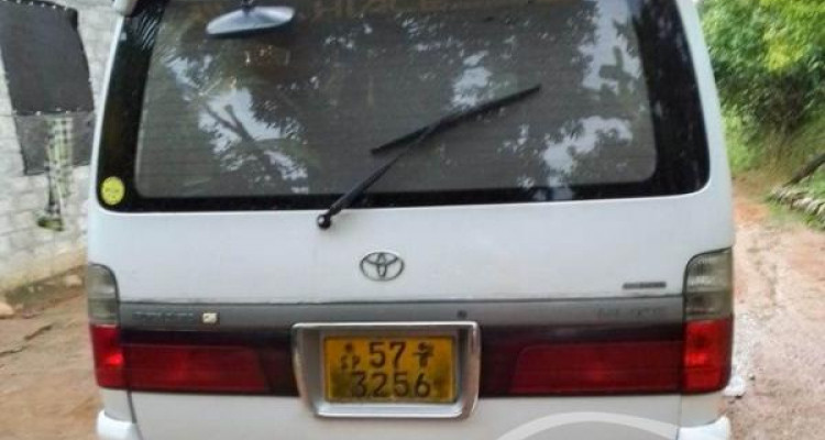 TOYOTA HIACE LH119 1990