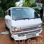 TOYOTA HIACE LH119 1990