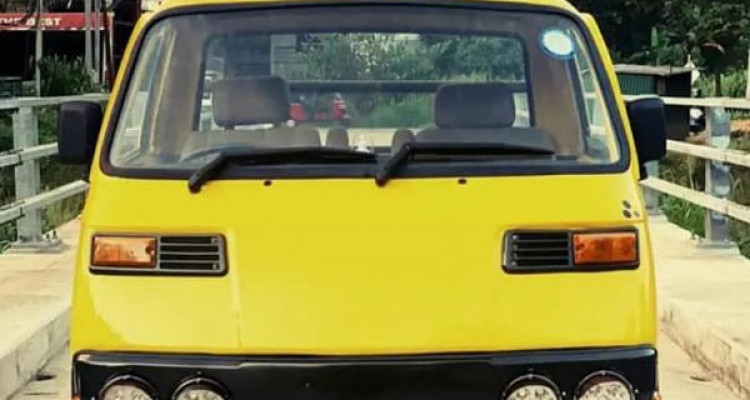 MITSUBISHI DELICA 1977