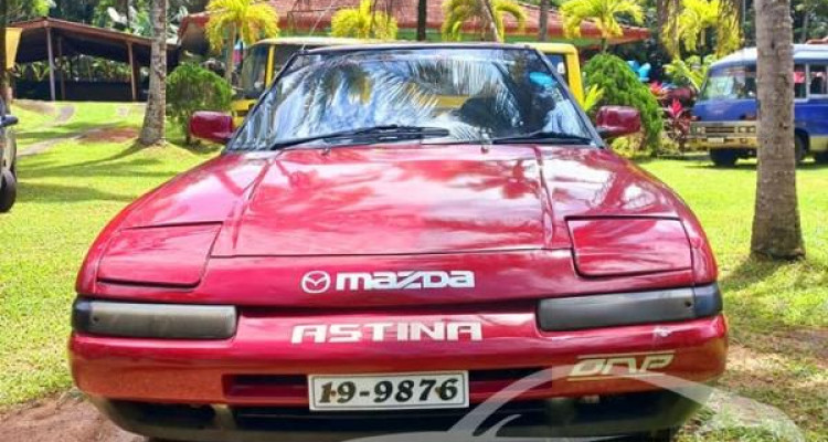 MAZDA ASTINA 1993