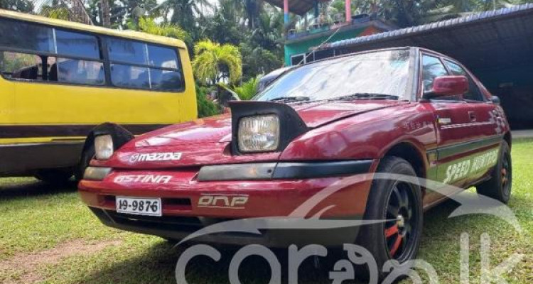 MAZDA ASTINA 1993