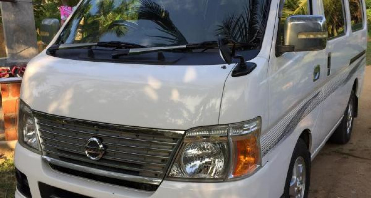 NISSAN CARAVAN E25 2011