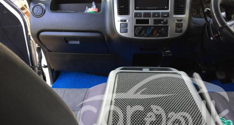 NISSAN CARAVAN E25 2011