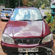 KIA CARENS 2001