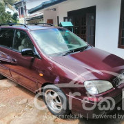 KIA CARENS 2001