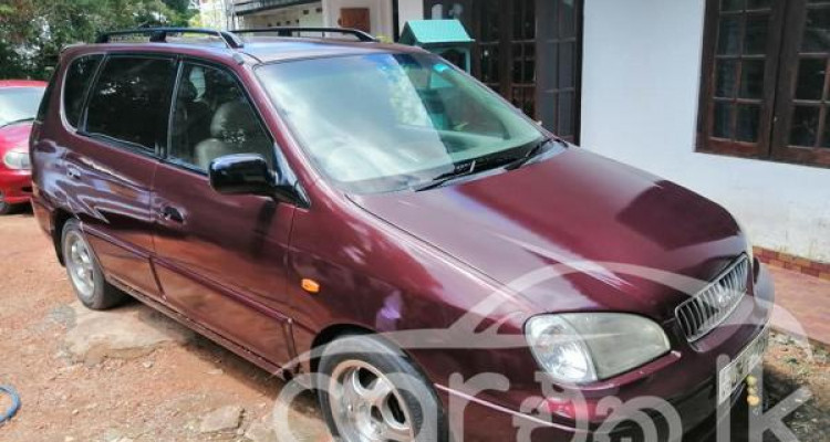 KIA CARENS 2001